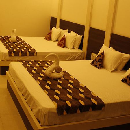 Super Hotel O Shri Shiva Palace Rāipur Buitenkant foto