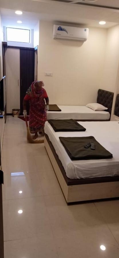Super Hotel O Shri Shiva Palace Rāipur Buitenkant foto