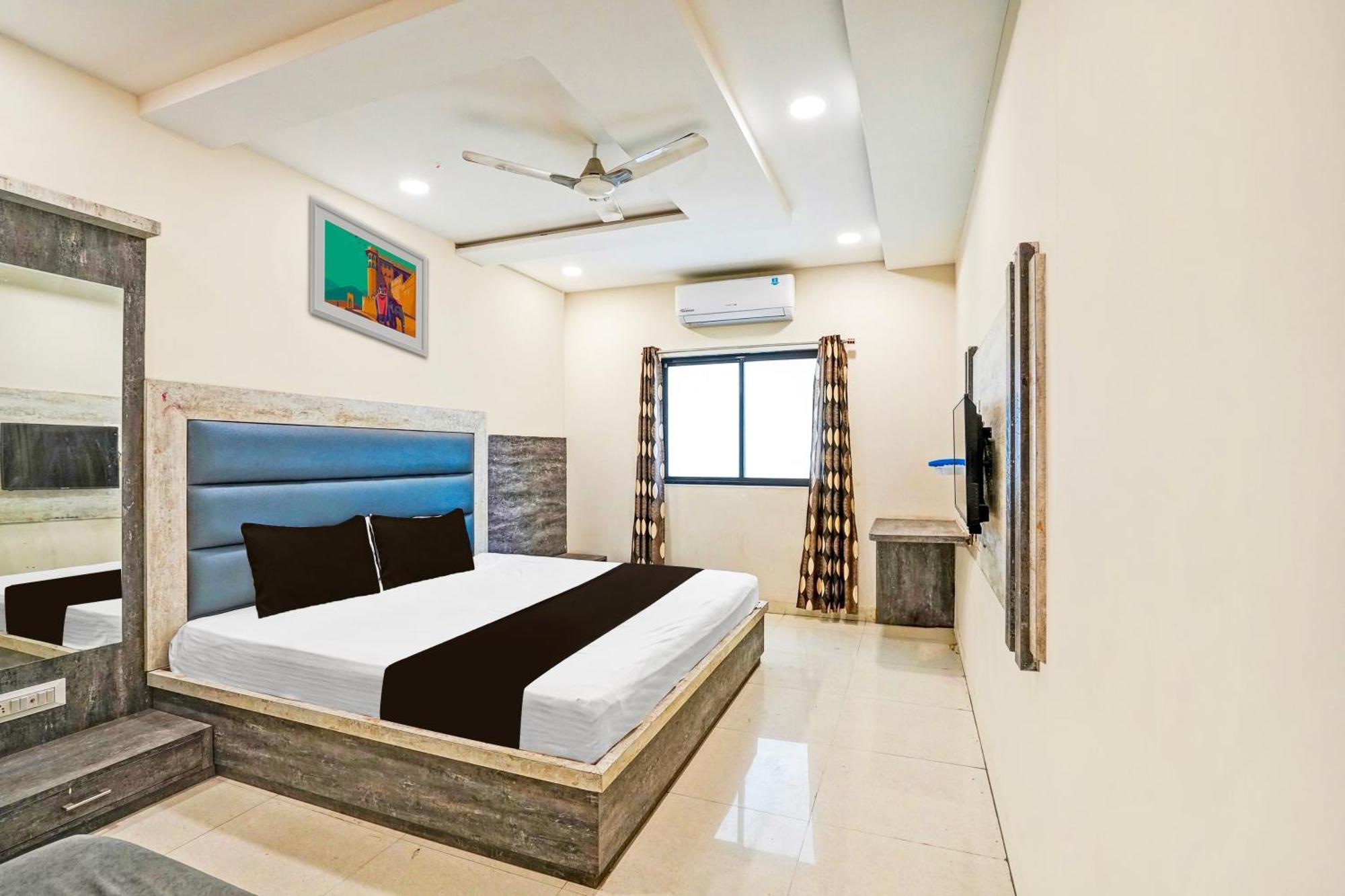 Super Hotel O Shri Shiva Palace Rāipur Buitenkant foto