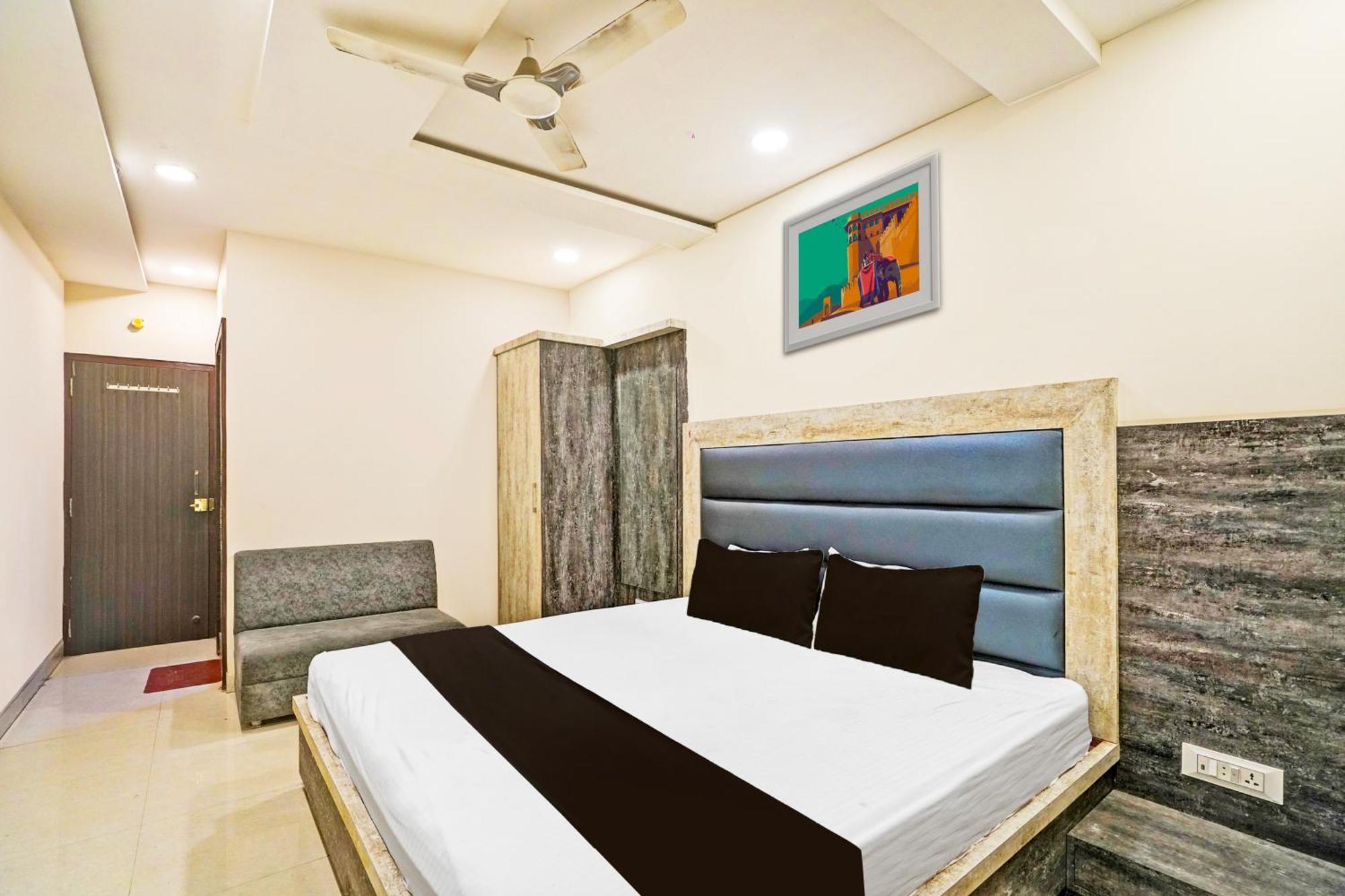 Super Hotel O Shri Shiva Palace Rāipur Buitenkant foto
