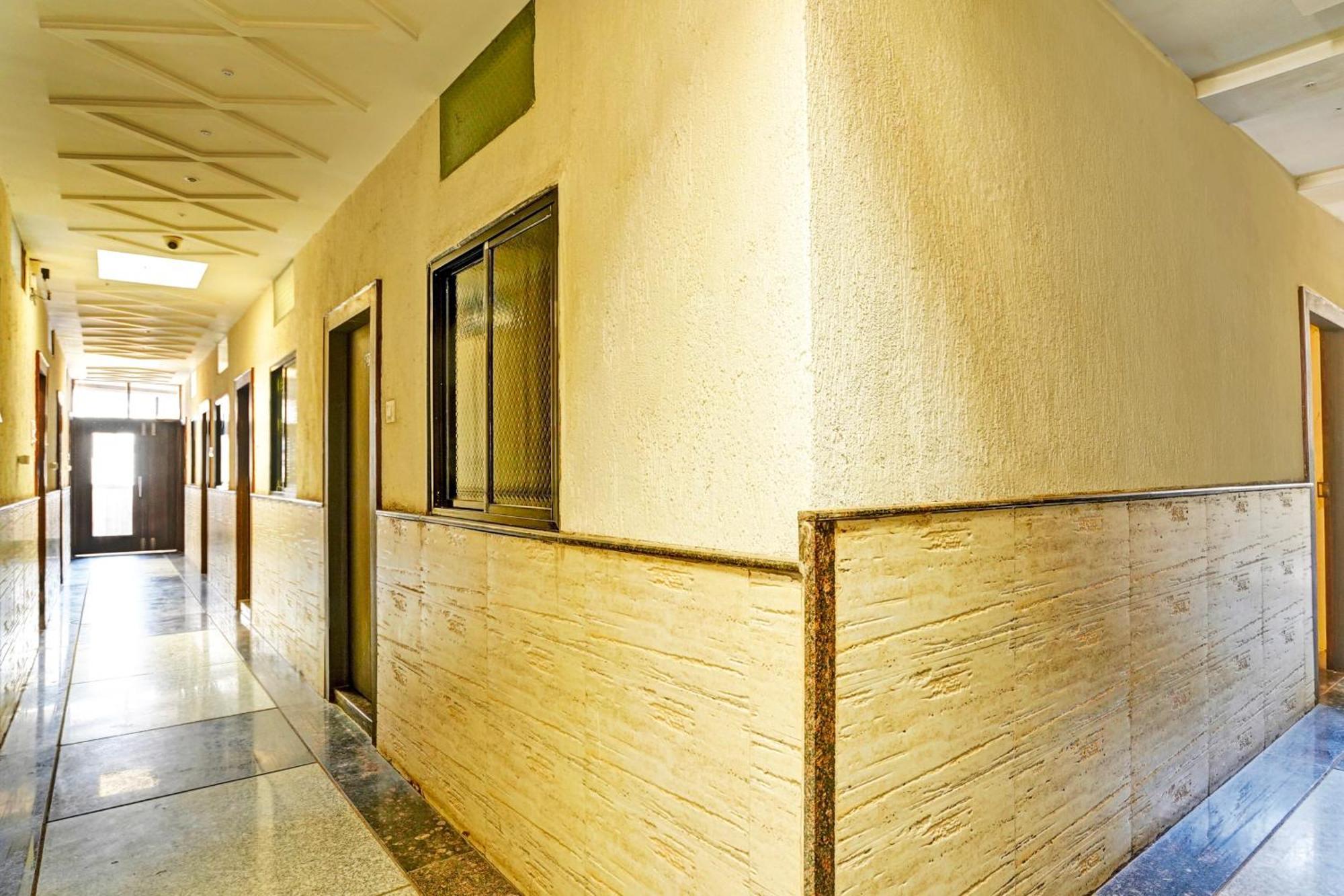 Super Hotel O Shri Shiva Palace Rāipur Buitenkant foto