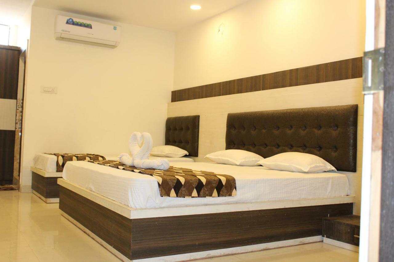Super Hotel O Shri Shiva Palace Rāipur Buitenkant foto