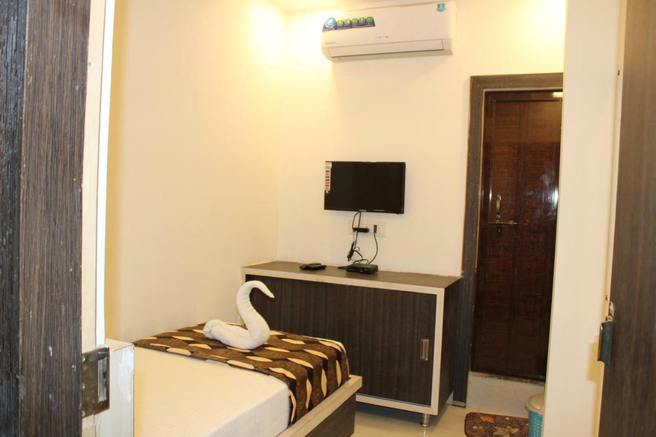 Super Hotel O Shri Shiva Palace Rāipur Buitenkant foto