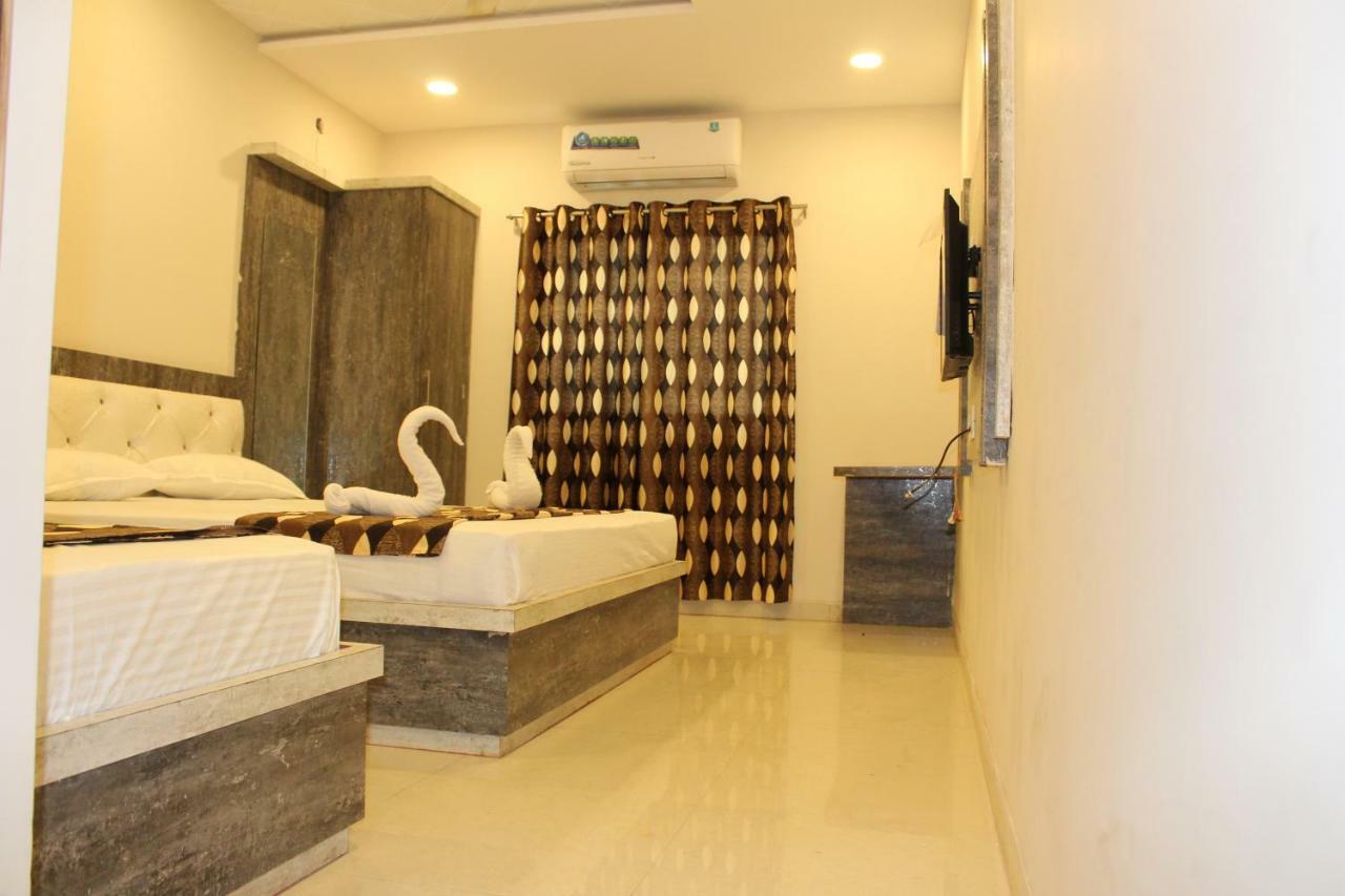 Super Hotel O Shri Shiva Palace Rāipur Buitenkant foto